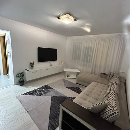 Apartament Central Ramnicu Valcea Bagian luar foto