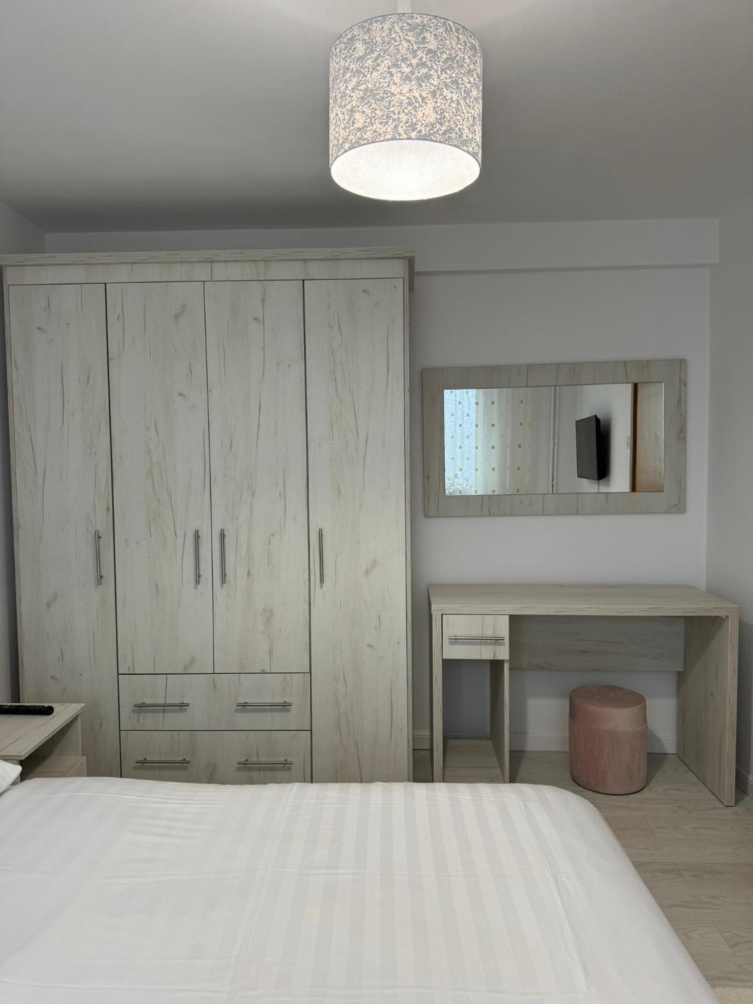 Apartament Central Ramnicu Valcea Bagian luar foto