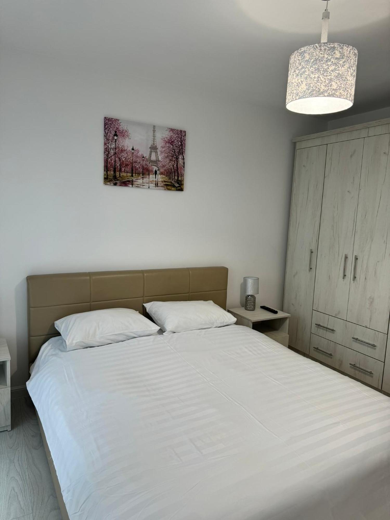 Apartament Central Ramnicu Valcea Bagian luar foto