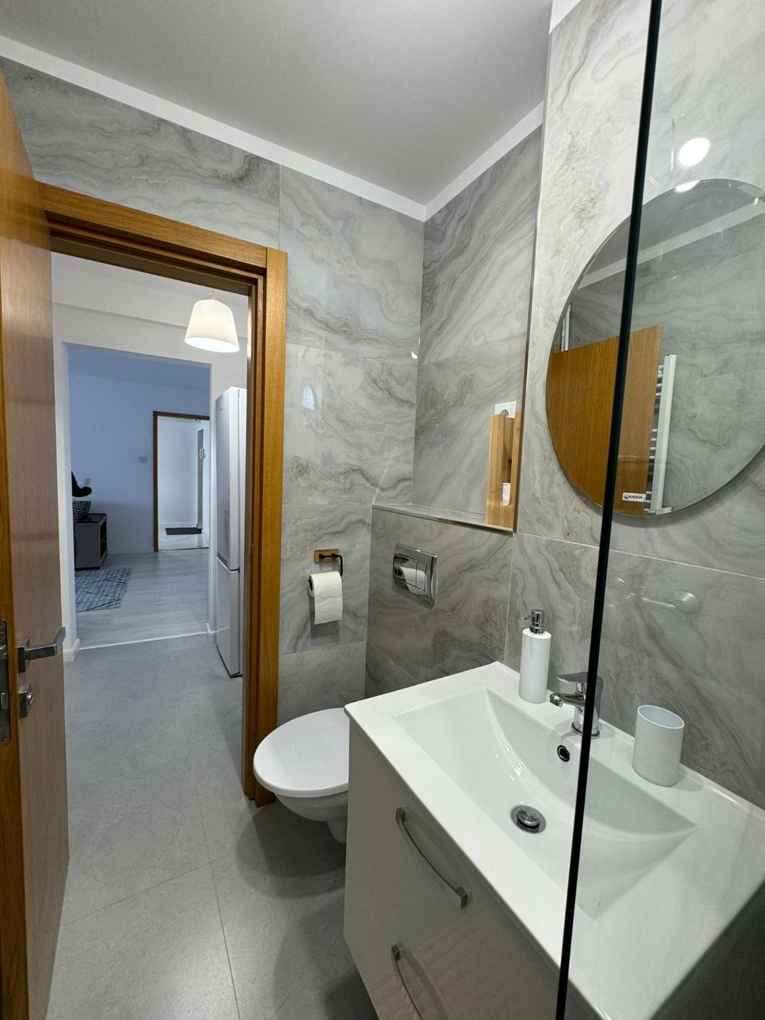 Apartament Central Ramnicu Valcea Bagian luar foto