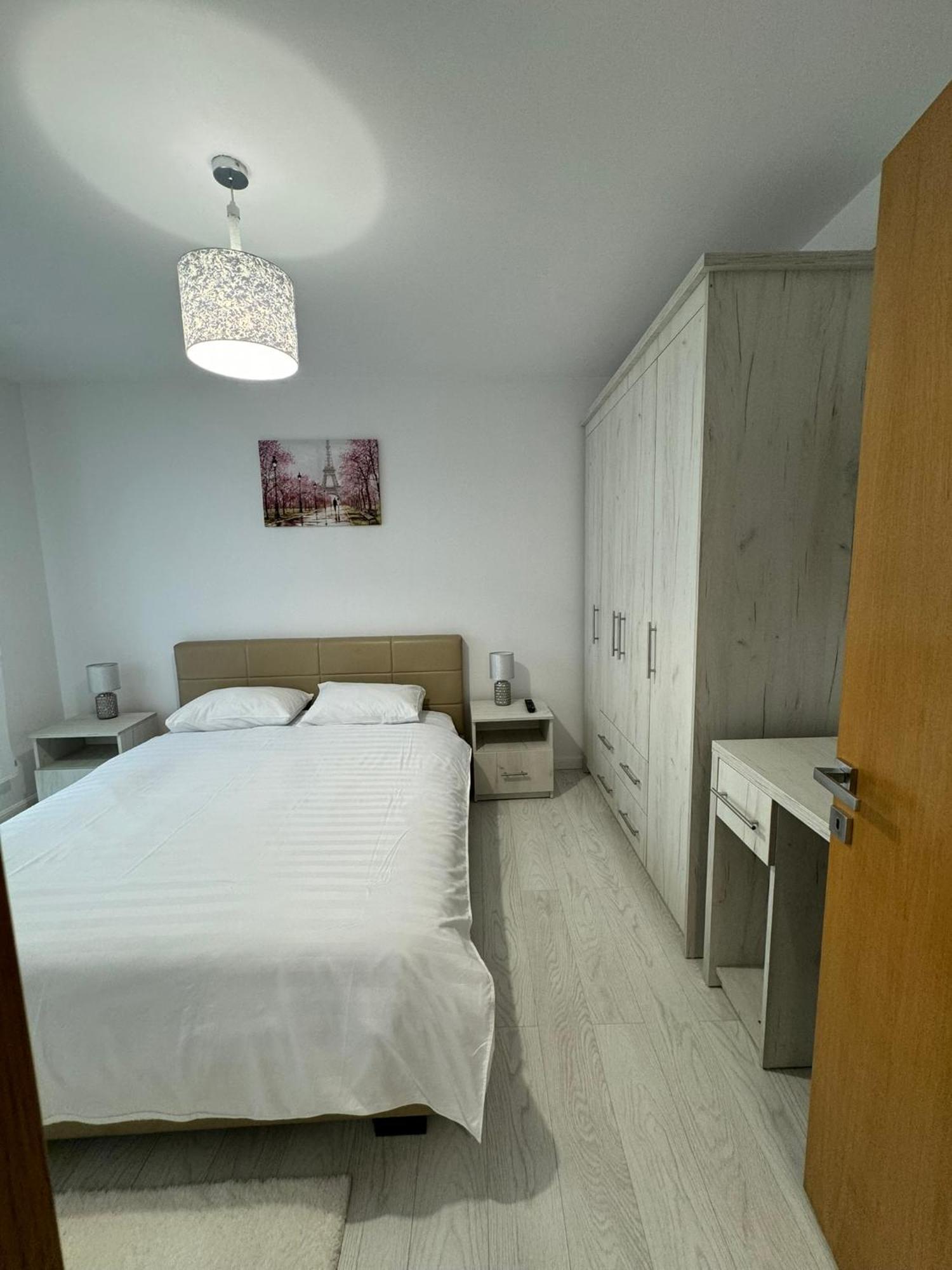 Apartament Central Ramnicu Valcea Bagian luar foto