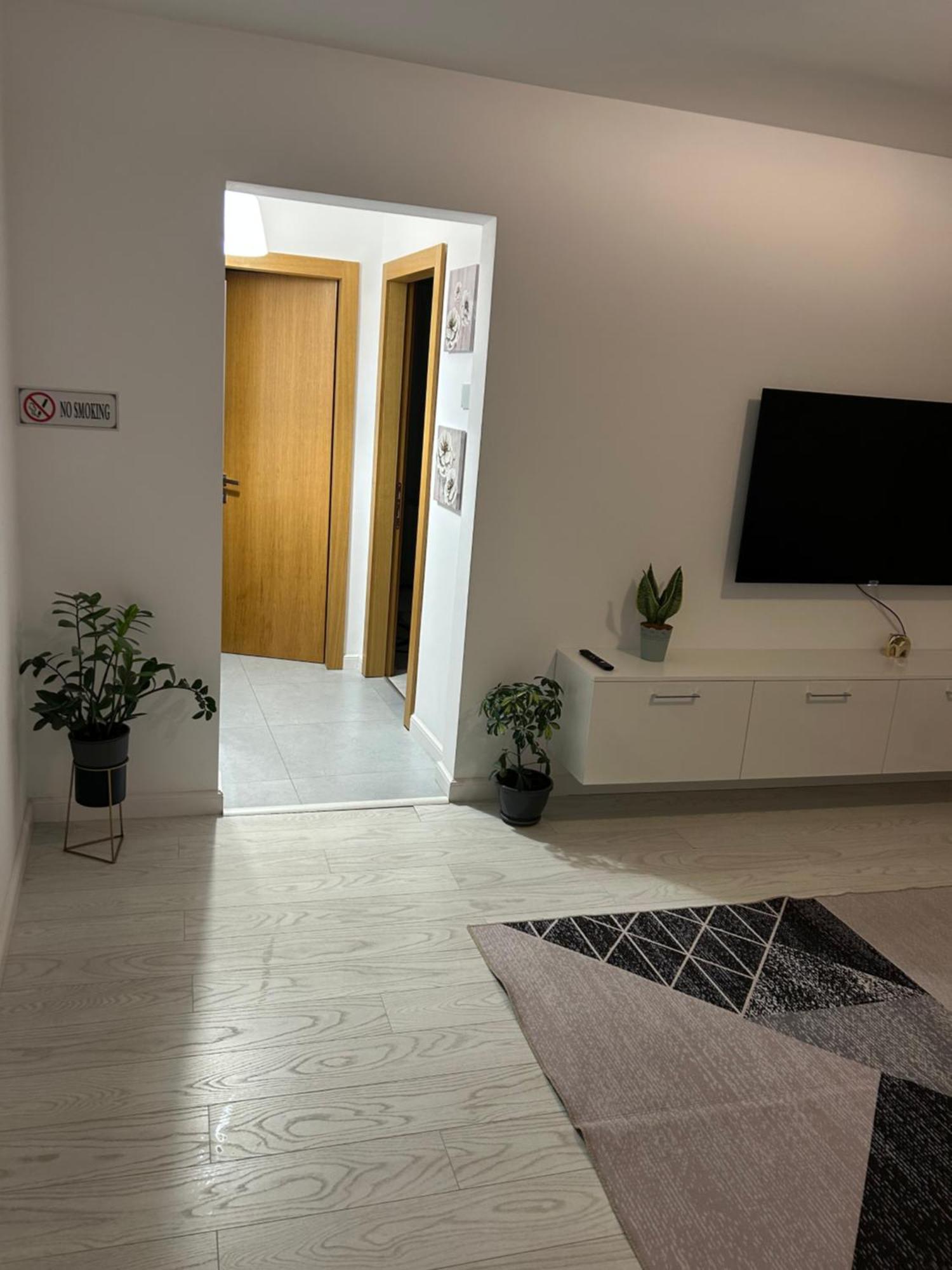 Apartament Central Ramnicu Valcea Bagian luar foto